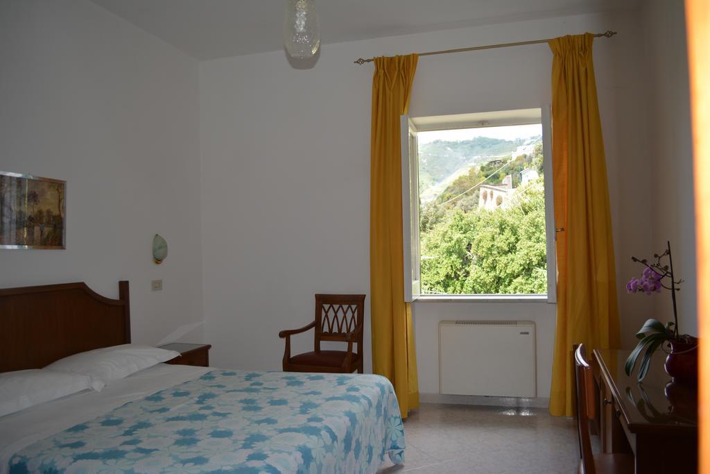 Hotel Maronti Barano dʼIschia Camera foto